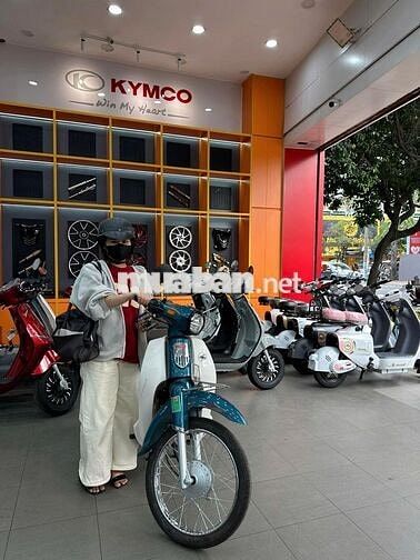 TUYỂN DỤNG NHÂN VIÊN BÁN HÀNG XE MÁY