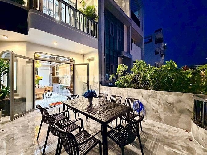 ⭐️Siêu phẩm 5 Lầu THANG MÁY tuyệt đẹp Cao cấp đường rộng 12m góc 2 mặt