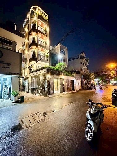 ⭐️Siêu phẩm 5 Lầu THANG MÁY tuyệt đẹp Cao cấp đường rộng 12m góc 2 mặt