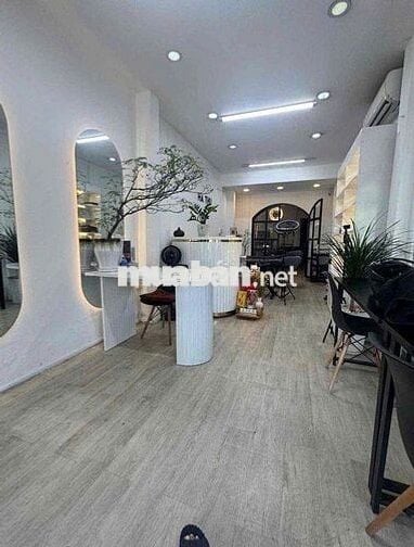 Nhà 2 Mặt Tiền Đ. Âu Cơ Gần Trường Đại Học Văn Hiến và Bệnh Viện Quận