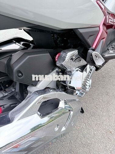 Honda Air Blade 125 2025 Trắng đỏ 160 km