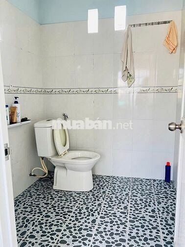 Nhà Đẹp 2 tầng,  HXH Lê Văn Lương, 135m2, 3PN, Giá 6.3 tỷ