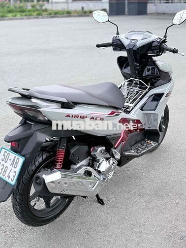 Honda Air Blade 125 2025 Trắng đỏ 160 km