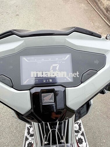 Honda Air Blade 125 2025 Trắng đỏ 160 km