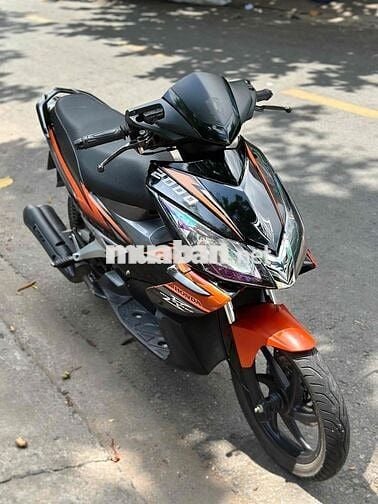 Honda Air Blade 2011 Cam đen