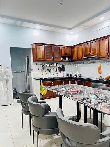 Nhà Đẹp 2 tầng,  HXH Lê Văn Lương, 135m2, 3PN, Giá 6.3 tỷ