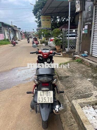 Yamaha Nouvo Đen, Đỏ