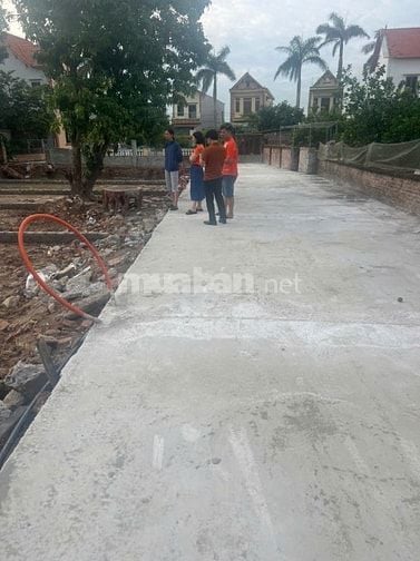 Gia đình tôi cần tiền bán gấp lô đất gần sân bay và khu công nghiệp