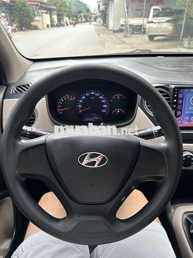 Hyundai Grand i10 2016 Số sàn Bạc