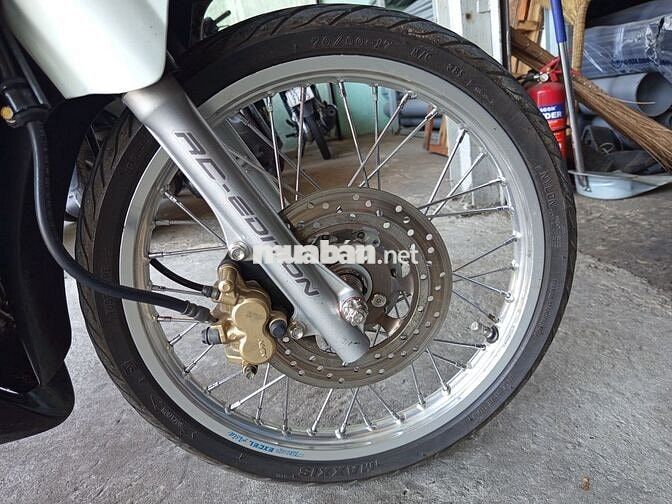 Xe future neo 2006