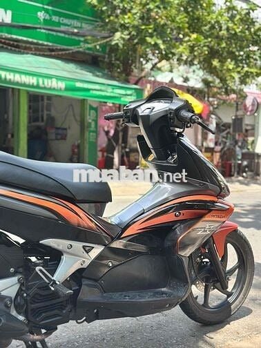 Honda Air Blade 2011 Cam đen