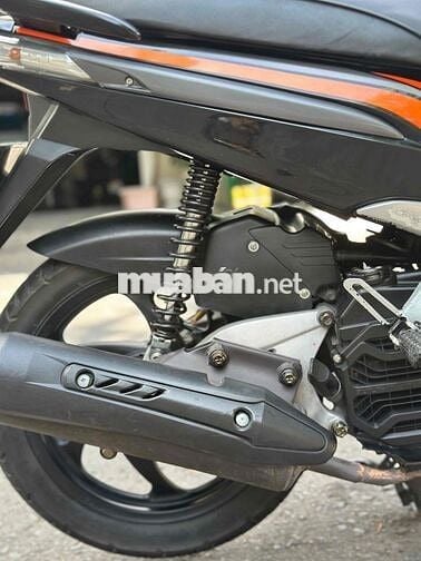 Honda Air Blade 2011 Cam đen