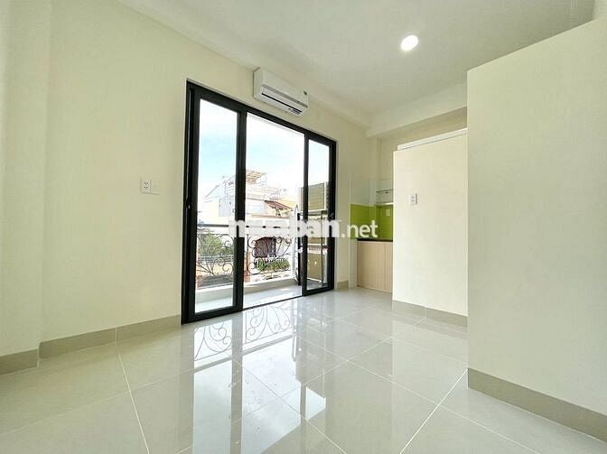 PHÒNG BAN CÔNG MỚI XÂY GẦN VÒNG XOAY LÊ ĐẠI HÀNH - LOTTE
