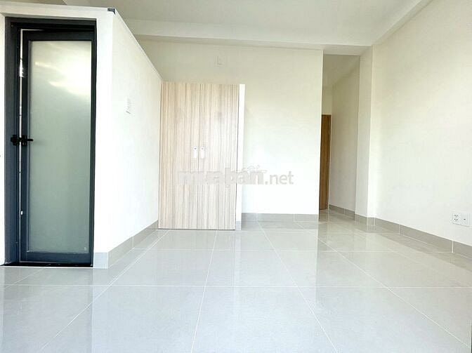 PHÒNG BAN CÔNG MỚI XÂY GẦN VÒNG XOAY LÊ ĐẠI HÀNH - LOTTE