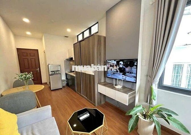 Căn hộ studio có nội thất - có bancon và dịch vụ dọn phòng- Hồ Hảo Hớn