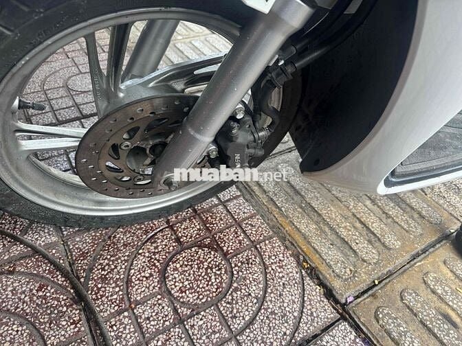 Honda SH 150 Trắng