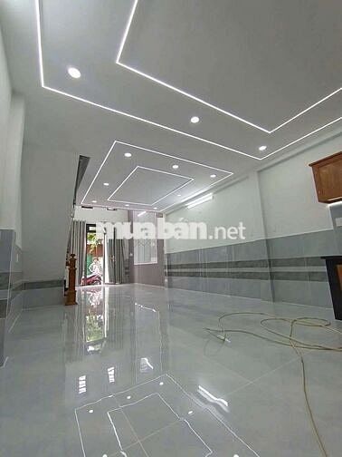nhà mới như hình kế bên trường nguyễn hiền, 2pn 2wc  ,di gv gần 