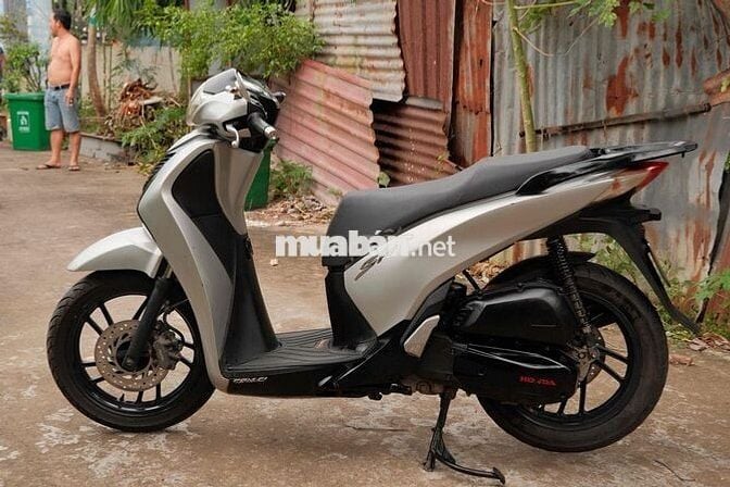 Honda SH150 Tự động Bạc