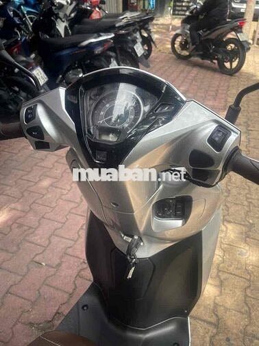 Honda Lead Bạc Posher 2023 4val