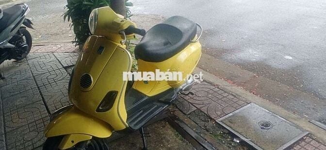Piaggio Vespa LX 125 2010 Vàng