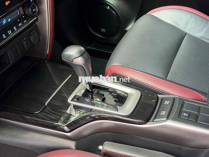 Toyota Fortuner Legender 2022 2.4L 4x2 AT Nâu