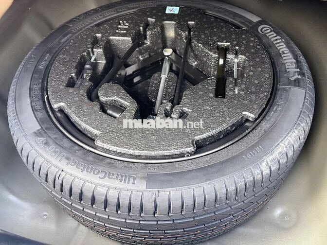 KIA K3 Premium 2.0AT 2022 Đen 28.000 km