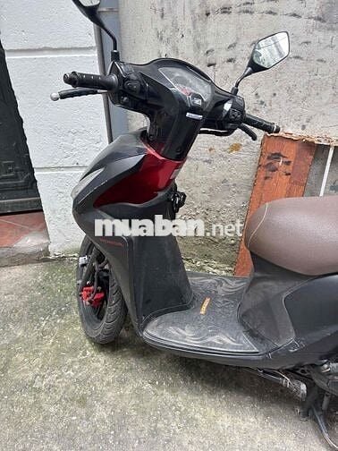 Honda Vision 2016 Đen - Đỏ 22000 km
