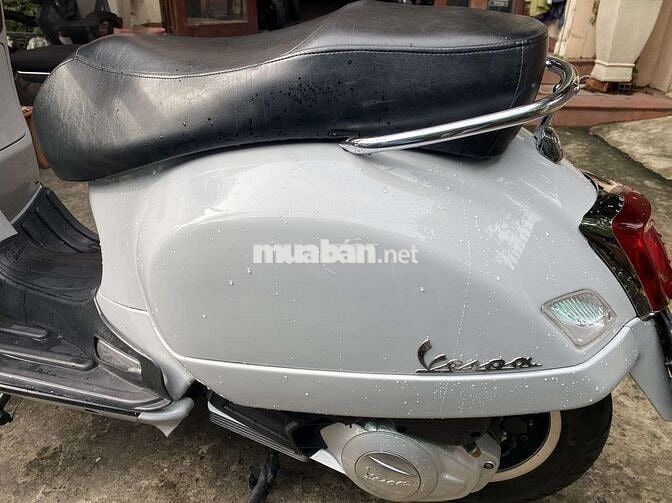 Piaggio Vespa GTS 125ie 2011 Xám