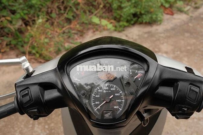 Honda SH150 Tự động Bạc