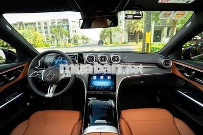 Mercedes C200 Avantgarde 2025 Siêu Lướt - 660km