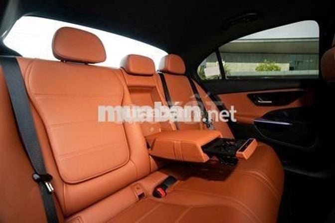 Mercedes C200 Avantgarde 2025 Siêu Lướt - 660km