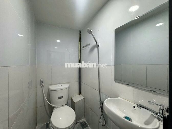 📍CẦU VƯỢT NGÃ TƯ GA_HÀ HUY GIÁP_GÁC CAO 2M_GẦN ĐH NGUYỄN TẤT THÀNH
