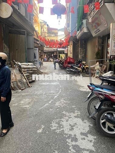 Cho thuê nhà diện tích 60m2, 5 tầng,  an ninh tốt. Ô tô đỗ cửa.