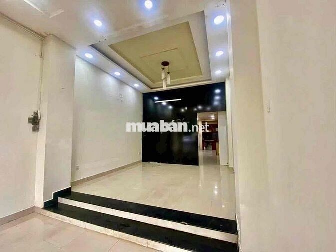✅Nhà thuê nguyên căn Mặt tiền Phạm Thế Hiển P5, DT: 4x12m, 3 tầng