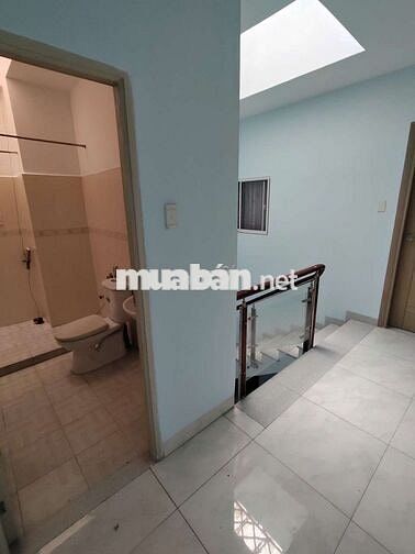 NHÀ KDC HỒNG LONG GẦN QL13, VẠN PHÚC. 1T2L+ST 4PN 3WC SẠCH ĐẸP Ở NGAY