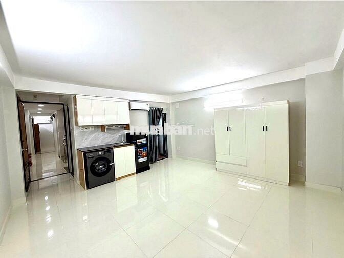 Bán Gấp CHDV Hẻm Xe Hơi Thông Phan Văn Trị .DT 90m2 Đất x 5Tầng