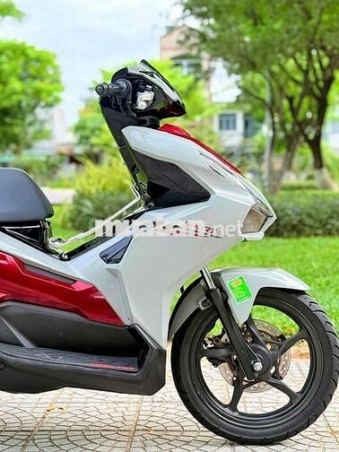 Honda Air Blade 2025 Trắng đỏ Tự động