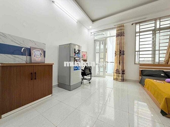 Cho thuê căn hộ full NT gần vòng xoay Dân chủ phường Hoà Hưng quận 10