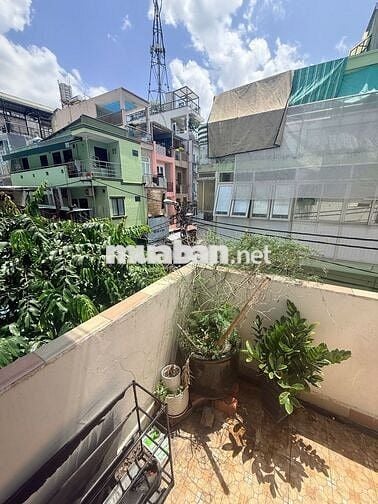 🏡 TÌM BẠN SHARE PHÒNG LỚN CÓ WC RIÊNG – CHUNG CƯ QUẬN 4