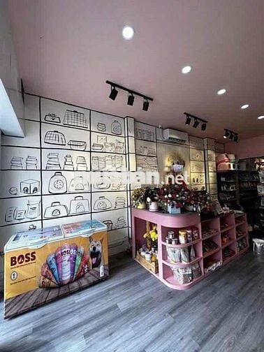 * Cho thuê nhà mặt tiền Bạch Đằng, Bình Thạnh, 5 tầng, 8PN