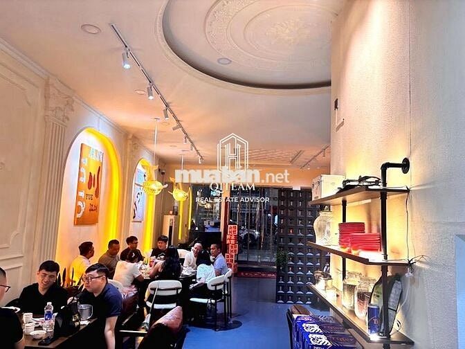 MT NTMinhKhai Quận 1 Ngang 8M x20M- DT lớn, phù hợp showroom