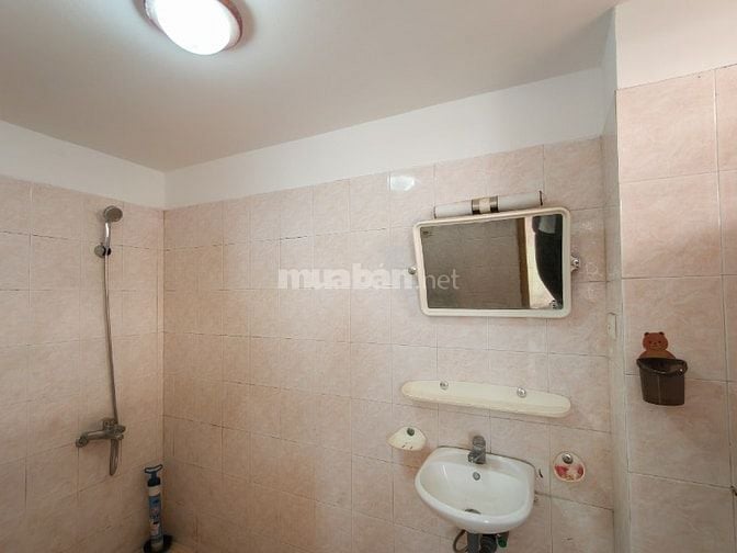 Bán căn hộ chung cư 90m2, 3PN, 2WC Chung cư B7 Kim Liên
