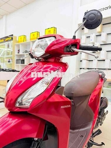 Honda Vision 2015 màu Đỏ