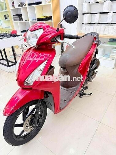 Honda Vision 2015 màu Đỏ