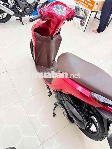 Honda Vision 2015 màu Đỏ