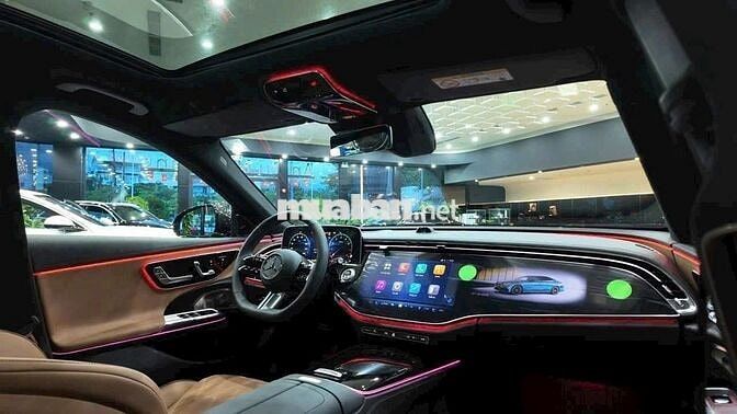 Mercedes-Benz E300 AMG 2025 V1 Sẳn Giao ngay