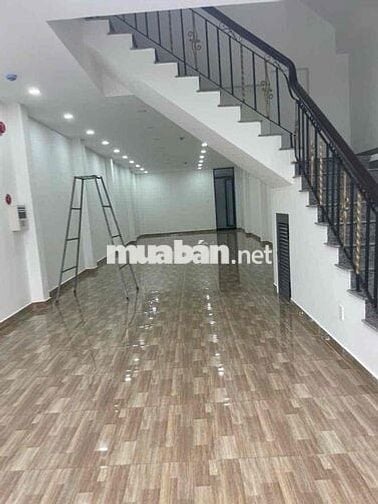 cho thuê nhà 5 lầu 5x24.5 ( mặt tiền Hoàng Quốc Việt )