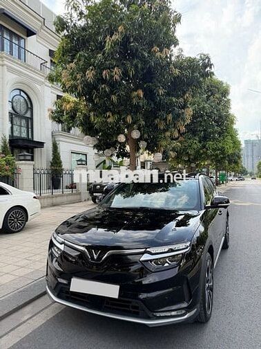 VinFast VF8 Plus 2025 2 cầu Đen 1600 km