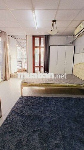 Cho thuê phòng trọ 28m2 ban công chill chill gần ĐH kinh tế,UEH quận 3