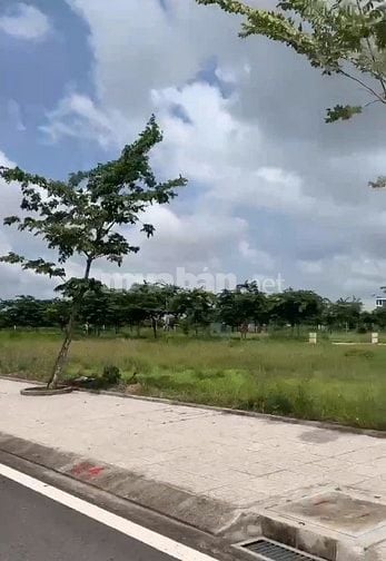 132m2 đất thổ cư mặt tiền hẻm đường Thanh Niên, xã Phạm Văn Hai, Bình 